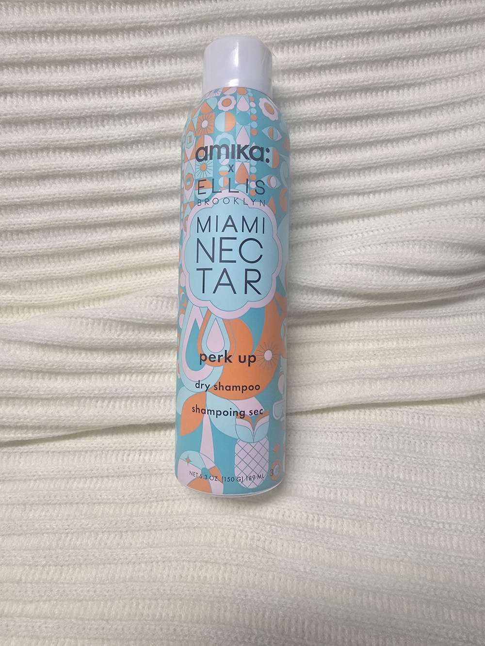 Limited Edition amika Miami Nectar Perk Up Dry Shampoo - Blue & Peach